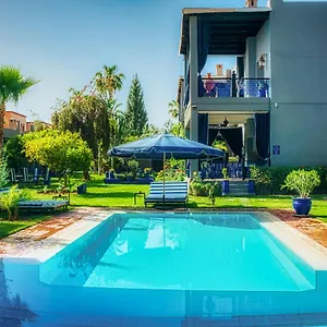 95 Apartahotel