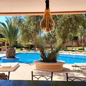 4* Maison d'hôtes La Maison Des Oliviers