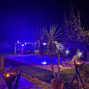  Maison d'hôtes Paradise House